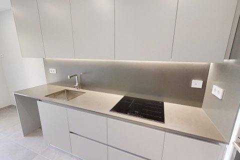 Lägenhet till salu Barcelona, Spanien 3 sovrum, 74 kvm. Nr. 57368 - foto 11