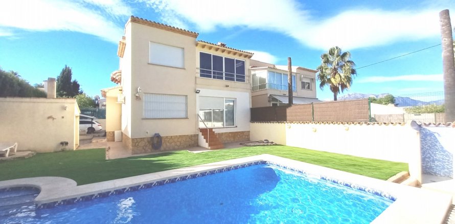 Villa i Albir, Alicante, Spanien 3 sovrum, 220 kvm. Nr. 56774