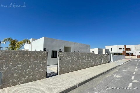 Villa till salu i Ciudad Quesada, Alicante, Spanien 3 sovrum, 120 kvm. Nr. 54655 - foto 13