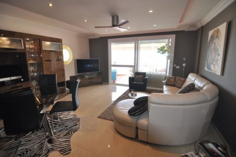 Lägenhet till salu i Santa Cruz de Tenerife, Tenerife, Spanien 2 sovrum, 120 kvm. Nr. 58473 - foto 2