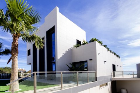 Villa till salu i Campoamor, Alicante, Spanien 3 sovrum, 194 kvm. Nr. 58012 - foto 3