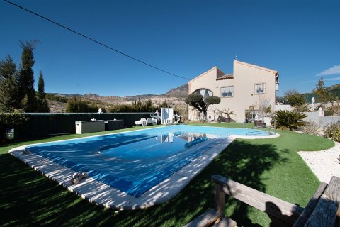 Villa till salu i Alhama de Murcia, Murcia, Spanien 4 sovrum, 210 kvm. Nr. 58621 - foto 1