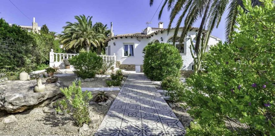 Villa i Calpe, Alicante, Spanien 4 sovrum, 175 kvm. Nr. 59152