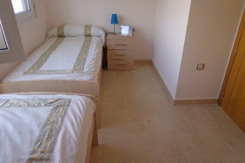 Radhus till salu i Torrevieja, Alicante, Spanien 2 sovrum, 100 kvm. Nr. 58439 - foto 6