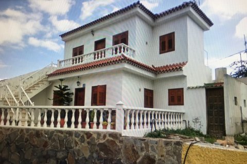 Villa till salu i Arona, Tenerife, Spanien 3 sovrum, 90 kvm. Nr. 57826 - foto 1