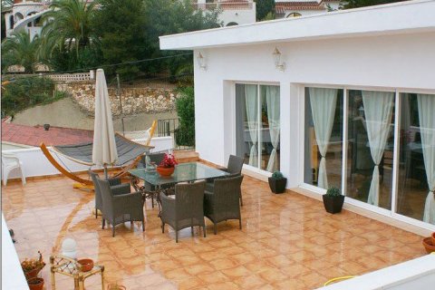 Villa till salu i Calpe, Alicante, Spanien 4 sovrum, 256 kvm. Nr. 58359 - foto 7