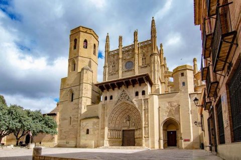 The price of secondary market housing in Aragon fell to 1,360 euros per square meter