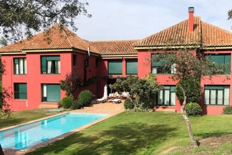 Villa till salu i Ciudalcampo, Madrid, Spanien 8 sovrum, 900 kvm. Nr. 62266 - foto 2