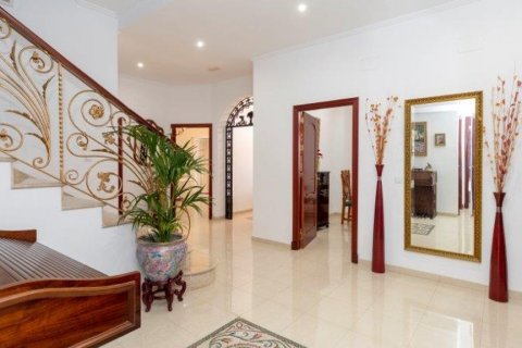 Villa till salu El Santiscal, Cadiz, Spanien 5 sovrum, 571 kvm. Nr. 62047 - foto 18