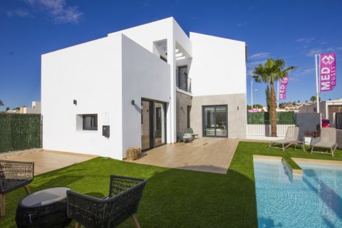 Villa till salu i Ciudad Quesada, Alicante, Spanien 3 sovrum, 170 kvm. Nr. 63041 - foto 2