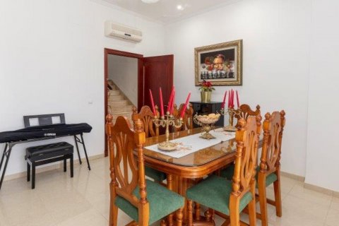 Villa till salu El Santiscal, Cadiz, Spanien 5 sovrum, 571 kvm. Nr. 62047 - foto 30