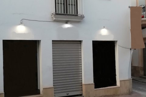Hus till salu i Jerez de la Frontera, Cadiz, Spanien 180.2 kvm. Nr. 3834 - foto 3