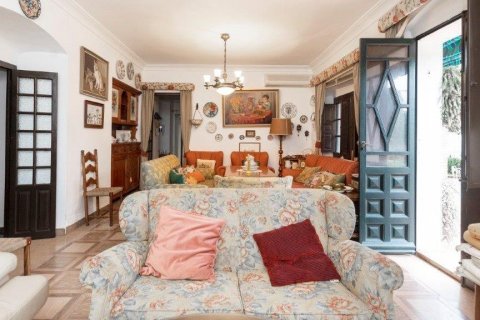 Villa till salu i Umbrete, Seville, Spanien 8 sovrum, 962 kvm. Nr. 62292 - foto 21