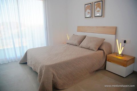 Villa for sale in Los Montesinos, Alicante, Spain 3 bedrooms, 118 sq.m. No. 9335 - photo 10