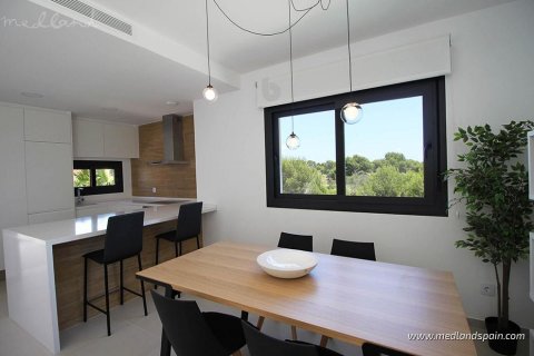 Apartment for sale in Pilar de la Horadada, Alicante, Spain 2 bedrooms, 77 sq.m. No. 9077 - photo 6