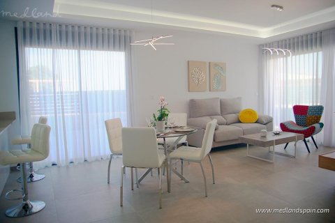 Villa for sale in Los Montesinos, Alicante, Spain 3 bedrooms, 118 sq.m. No. 9335 - photo 7