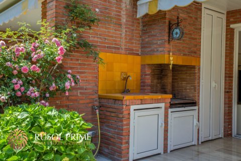Townhouse for sale in Gava, Barcelona, Spain 4 bedrooms, 290 sq.m. No. 8943 - photo 8