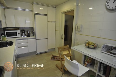 Townhouse for sale in Gava, Barcelona, Spain 5 bedrooms, 292 sq.m. No. 8723 - photo 3