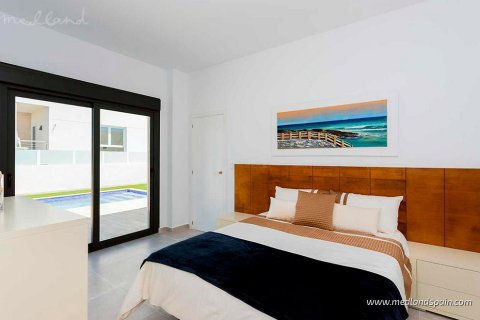 Townhouse for sale in Daya Nueva, Alicante, Spain 3 bedrooms, 118 sq.m. No. 9336 - photo 14