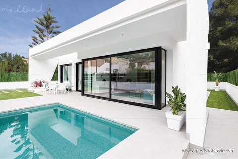 Villa for sale in Pilar de la Horadada, Alicante, Spain 3 bedrooms, 103 sq.m. No. 9115 - photo 1