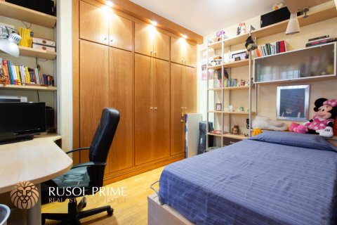 Apartment for sale in Barcelona, Spain 5 bedrooms, 185 sq.m. No. 8987 - photo 10