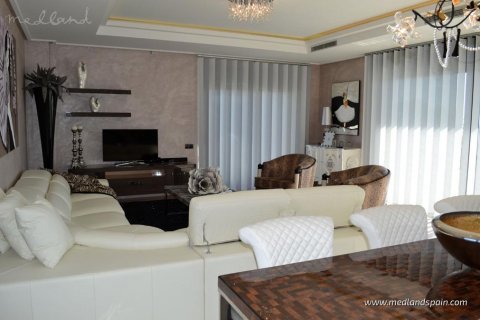 Villa for sale in Campoamor, Alicante, Spain 4 bedrooms, 193 sq.m. No. 9719 - photo 6