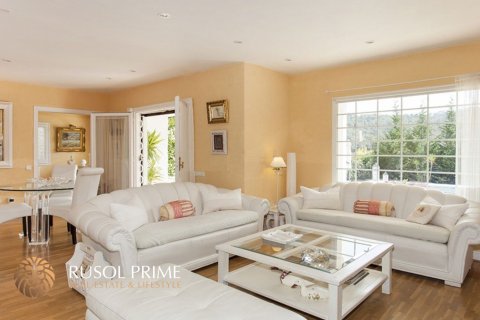 House for sale in Barcelona, Spain 5 bedrooms, 570 sq.m. No. 8827 - photo 12