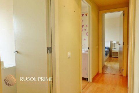 Apartment for sale in Barcelona, Spain 3 bedrooms, 100 sq.m. No. 8761 - photo 14