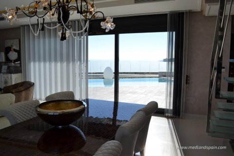 Villa for sale in Campoamor, Alicante, Spain 4 bedrooms, 193 sq.m. No. 9719 - photo 7