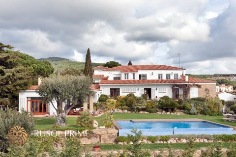 Villa for sale in Caldes d'Estrac, Barcelona, Spain 7 bedrooms, 608 sq.m. No. 8859 - photo 7