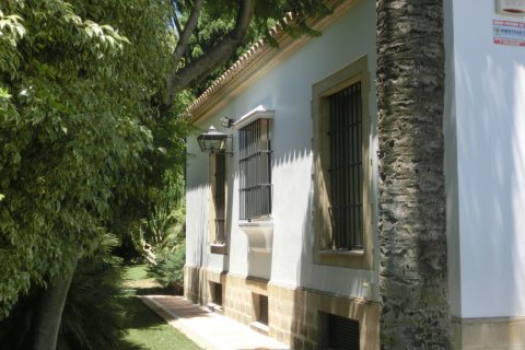 Villa for sale in El Puerto de Santa Maria, Cadiz, Spain 6 bedrooms, 661 sq.m. No. 3194 - photo 7