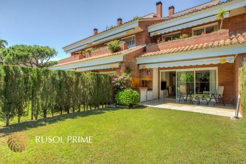 Townhouse for sale in Gava, Barcelona, Spain 4 bedrooms, 290 sq.m. No. 8943 - photo 7
