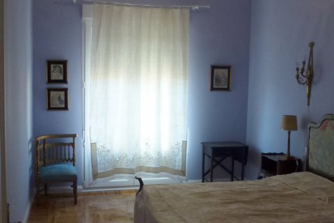 Apartment for rent in Madrid, Spain 4 bedrooms, 270 sq.m. No. 1686 - photo 18