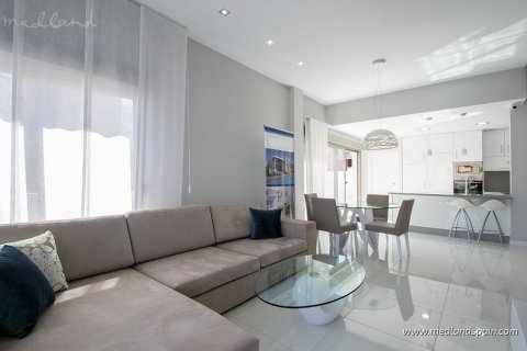 Villa for sale in Villamartin, Alicante, Spain 3 bedrooms, 84 sq.m. No. 9224 - photo 5