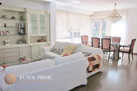 Townhouse for sale in Gava, Barcelona, Spain 5 bedrooms, 250 sq.m. No. 8729 - photo 7