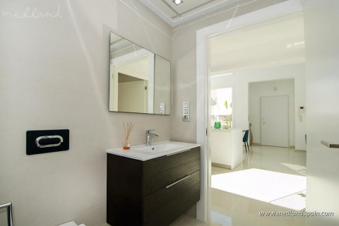 Villa for sale in Ciudad Quesada, Alicante, Spain 3 bedrooms, 101 sq.m. No. 9239 - photo 9