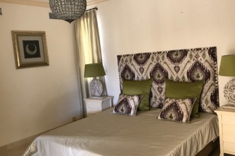 Villa for rent in Benahavis, Malaga, Spain 5 bedrooms, 800 sq.m. No. 3396 - photo 5