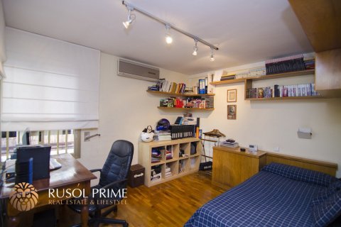 Apartment for sale in Barcelona, Spain 5 bedrooms, 319 sq.m. No. 8693 - photo 17