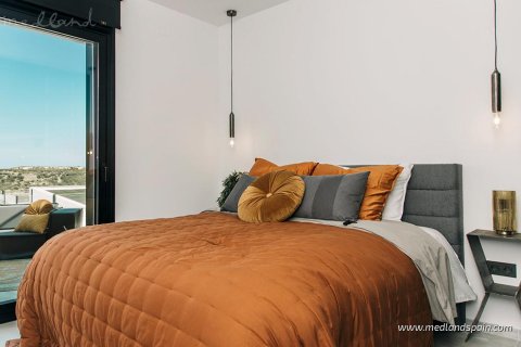 Villa for sale in Ciudad Quesada, Alicante, Spain 3 bedrooms, 250 sq.m. No. 9601 - photo 14