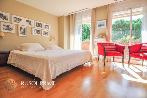 Townhouse for sale in Gava, Barcelona, Spain 4 bedrooms, 290 sq.m. No. 8743 - photo 19