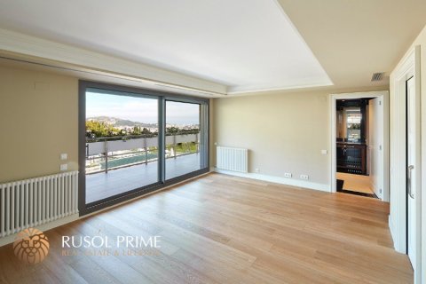 Apartment for sale in Barcelona, Spain 2 bedrooms, 101 sq.m. No. 8728 - photo 13