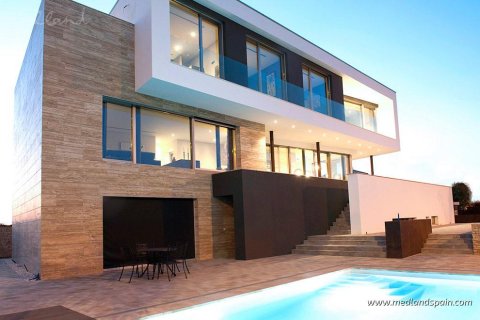 Villa for sale in Torre de la Horadada, Alicante, Spain 7 bedrooms, 540 sq.m. No. 9428 - photo 9