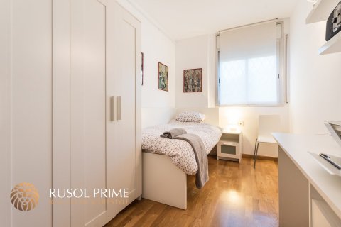 Apartment for sale in Gava, Barcelona, Spain 4 bedrooms, 103 sq.m. No. 8950 - photo 16
