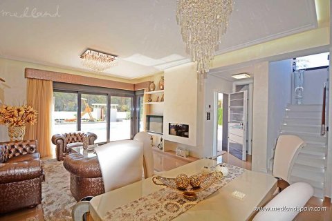 Villa for sale in Campoamor, Alicante, Spain 4 bedrooms, 154 sq.m. No. 9713 - photo 15