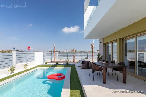 Villa for sale in Vistabella, Alicante, Spain 3 bedrooms, 109 sq.m. No. 9104 - photo 2