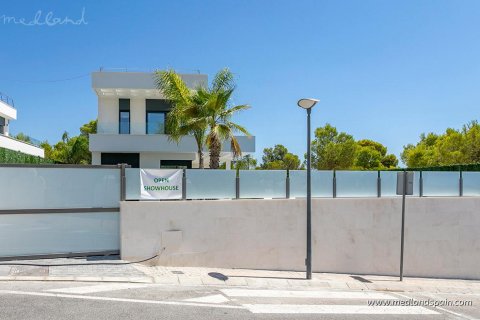 Villa for sale in Finestrat, Alicante, Spain 3 bedrooms, 145 sq.m. No. 9379 - photo 2