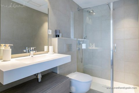 Apartment for sale in Villajoyosa, Alicante, Spain 3 bedrooms, 99 sq.m. No. 9059 - photo 8