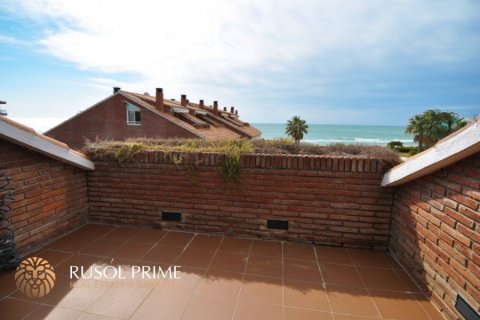 Townhouse for sale in Gava, Barcelona, Spain 4 bedrooms, 292 sq.m. No. 8860 - photo 7