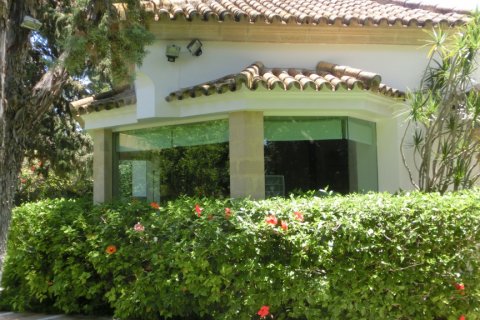 Villa for sale in El Puerto de Santa Maria, Cadiz, Spain 6 bedrooms, 661 sq.m. No. 3194 - photo 13