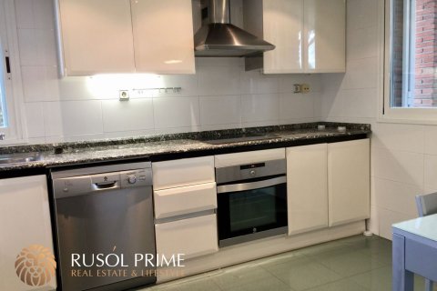 Townhouse for sale in Gava, Barcelona, Spain 3 bedrooms, 300 sq.m. No. 8988 - photo 11